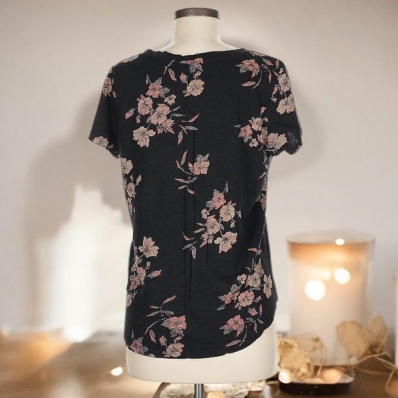 Torrid Floral Black Women's Top | SIZE 00 (M/L -10) - Picture 2 of 6